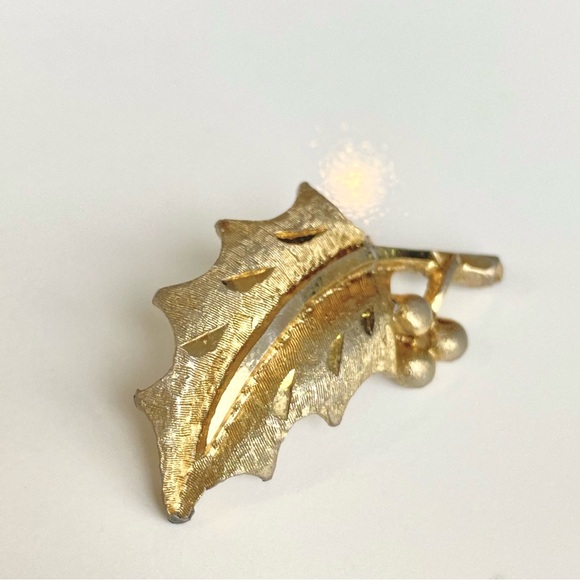 Jewelry - Vintage Mamselle Brooch Pin Gold Tone Holly Berry Sprig Leaf Christmas Holiday